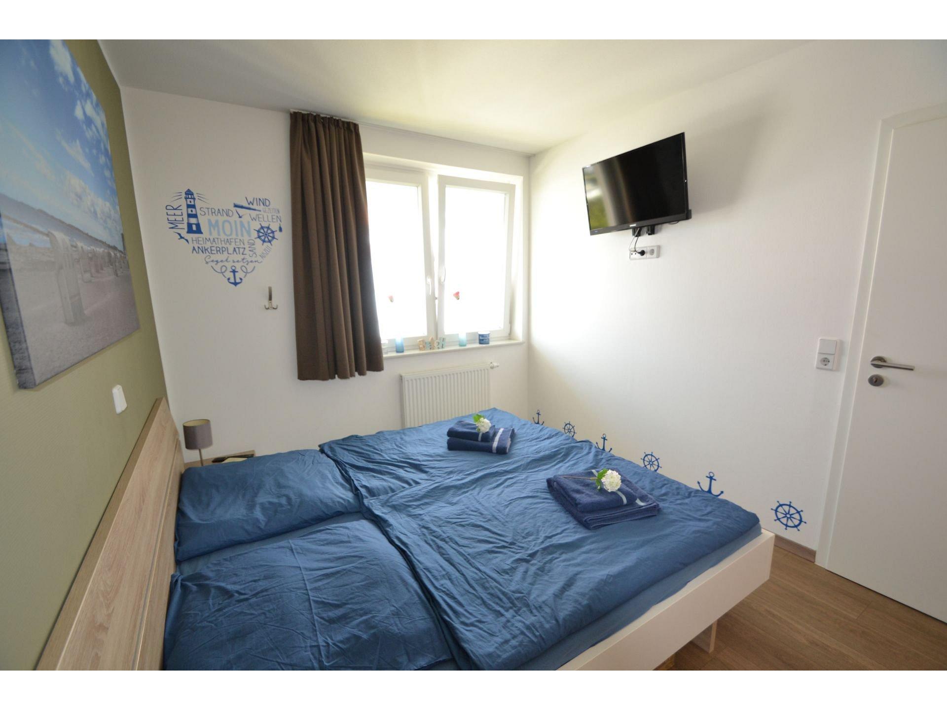 Schlafzimmer mit TV ausge